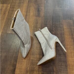 Steve Madden Rhinestone Ankle Boot Heels Silver Size 7.5